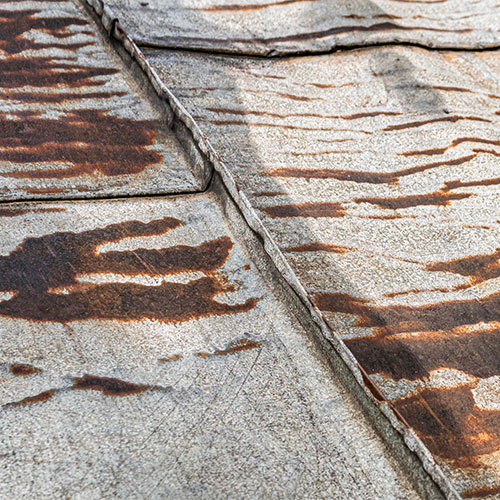 Why Ignoring Flatbed Floor Damage Can Cost You More